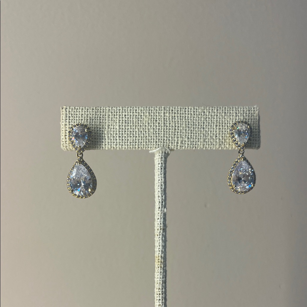Untamed Petals By Amanda Judge Ryann Gold And Crystal Teardrop Earrings